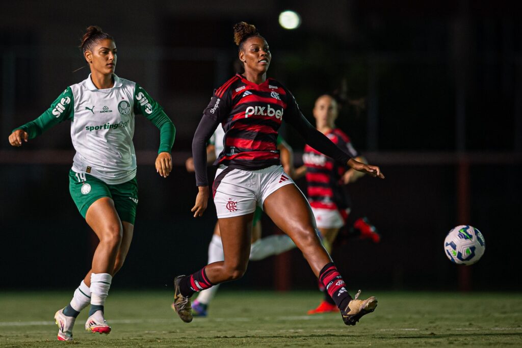 Brasileirão Feminino: Cruzeiro enfrenta Flamengo; horário, opções de transmissão e escalações previstas - 30/04/25