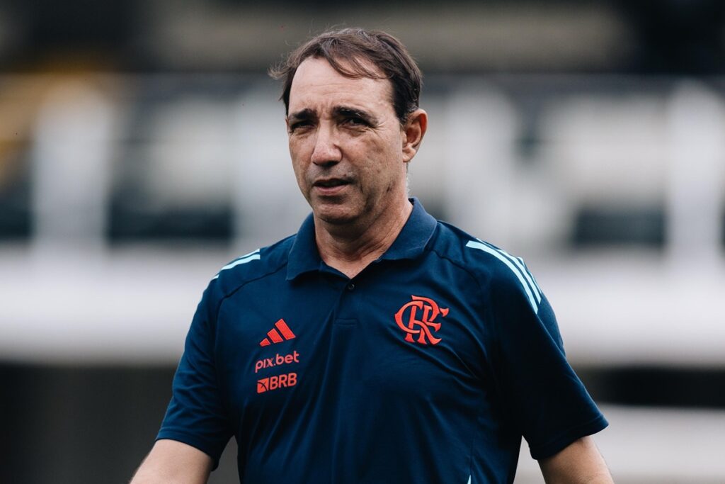 Ex-Flamengo Maurício Salgado é contratado pelo Internacional Feminino