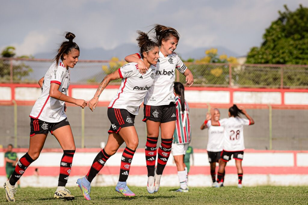 Corinthians e Flamengo se Enfrentam no Brasileirão Feminino: Horário, Transmissão e Escalações Previstas - 9/6/25