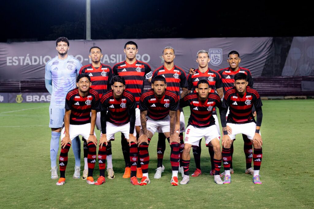 Flamengo sofre virada do Corinthians no Brasileirão Sub-20, apesar de gol do artilheiro
