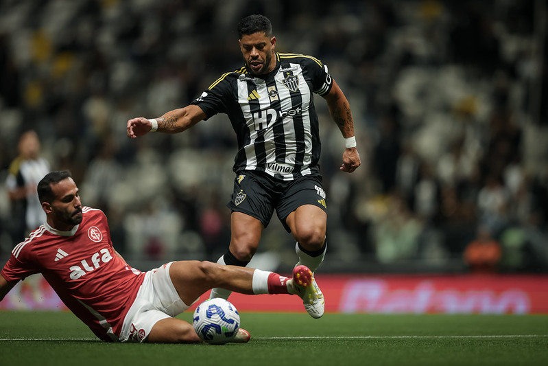 Inter e Atlético-MG se preparam para confrontos cruciais contra o Flamengo