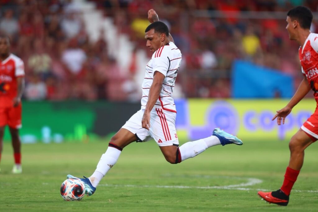 Jogador Revelado pelo Flamengo é Registrado no BID como Novo Reforço de Time da Série B