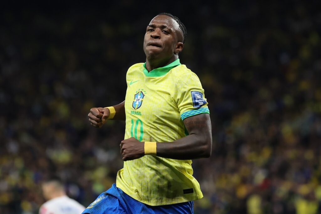 Vini Jr brilha e torcida rubro-negra marca presença: Brasil conquista vaga na Copa do Mundo