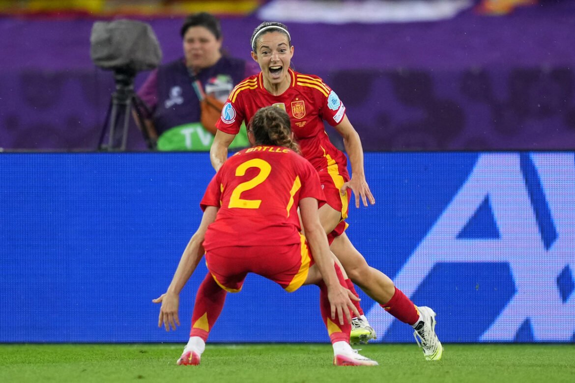 Espanha vence Alemanha e conquista vaga na final da Eurocopa Feminina pela primeira vez na história