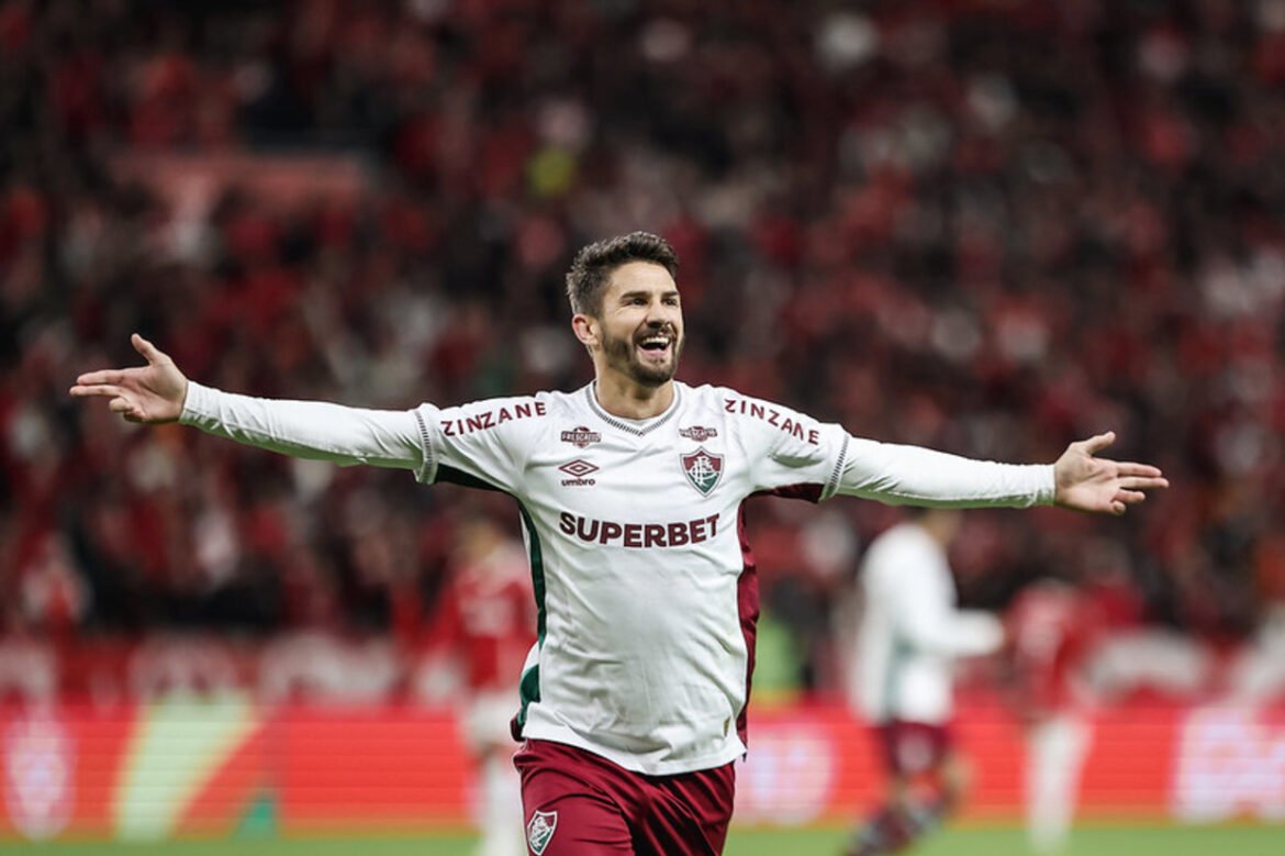 Everaldo brilha no Beira-Rio e garante vitória ao Fluminense contra o Inter