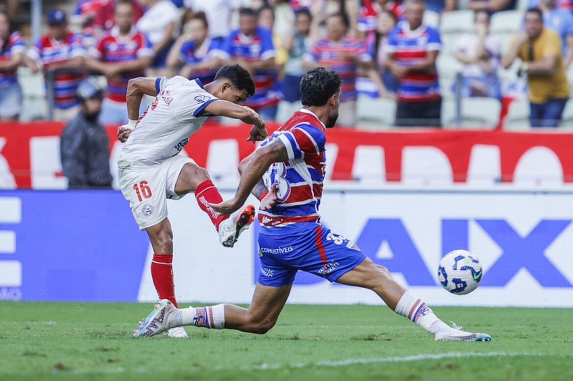Fortaleza e Bahia empatam em emocionante confronto no Castelão