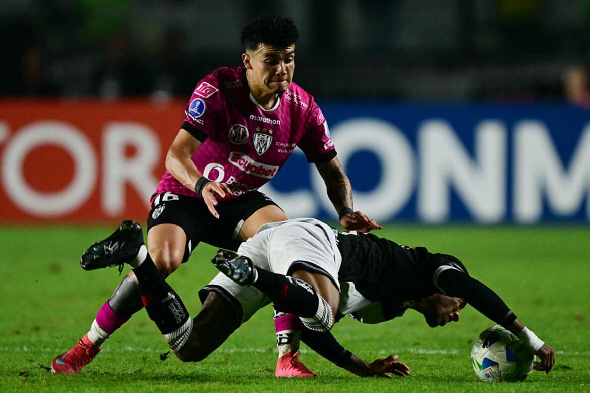 Independiente del Valle surpreende Vasco e avança na Sul-Americana com empate