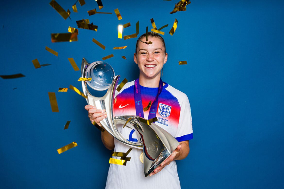 O Ano Incrível de Alessia Russo: Conquistando a Inglaterra e a Europa