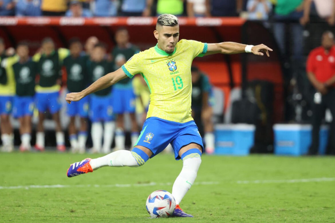 Andreas Pereira celebra assinatura com o Palmeiras: 'Decisão perfeita'