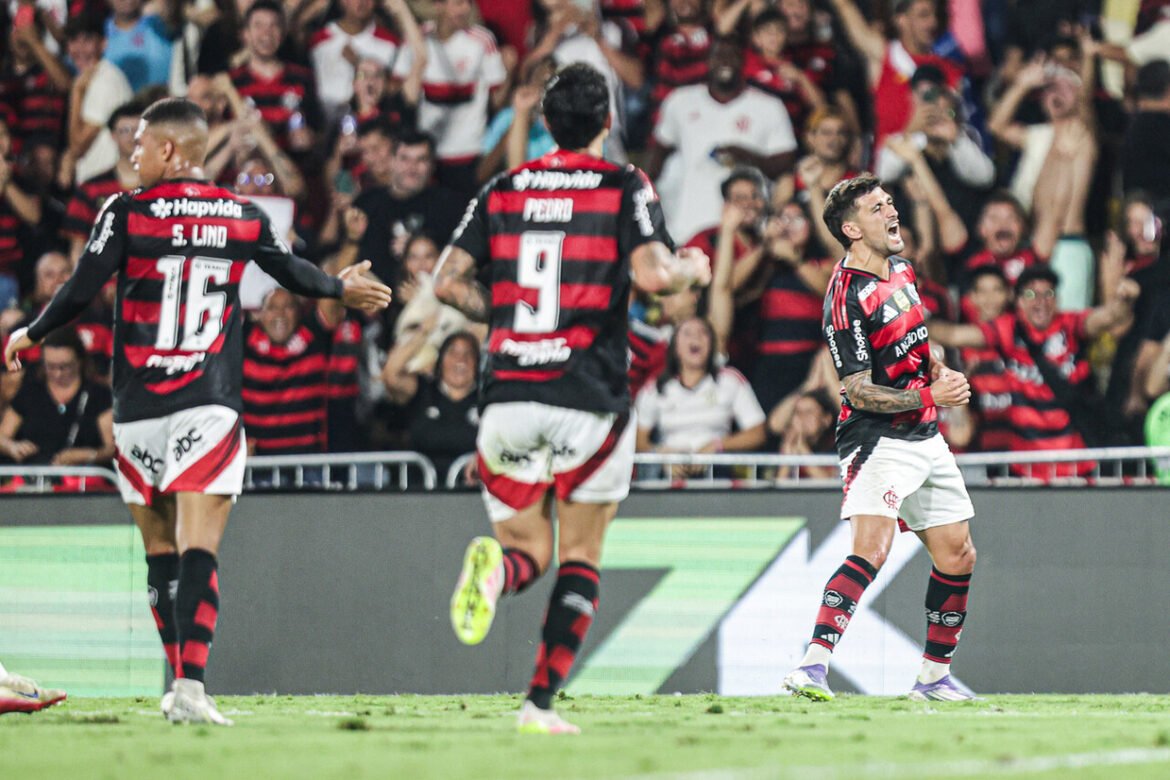 Flamengo Brilha no Maracanã: Vitória Impressionante de 8 a 0 Sobre o Vitória