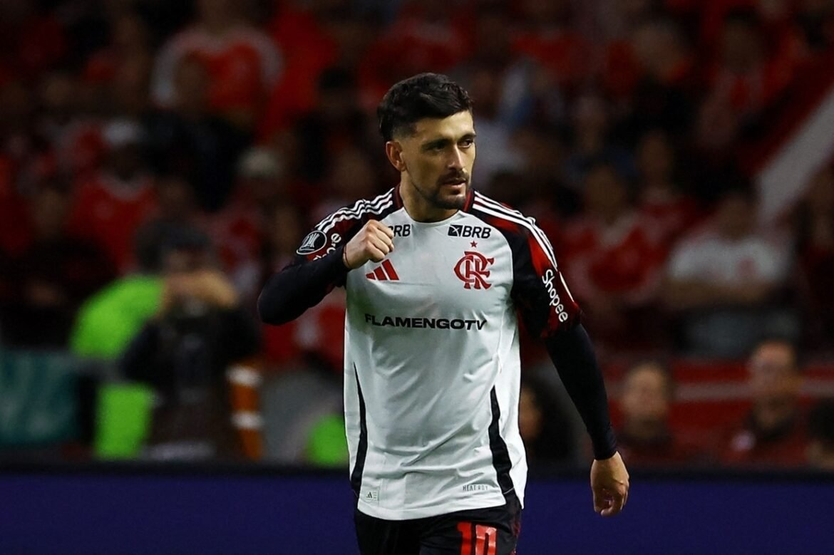 Flamengo supera o Internacional e avança para as quartas de final da Libertadores
