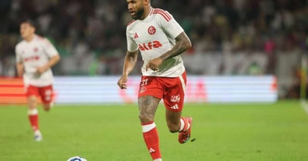 Internacional avança na negociação do atacante Wesley com clube do Catar