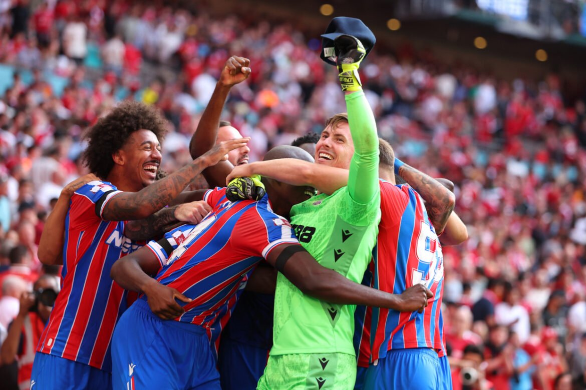 Palace conquista Supercopa da Inglaterra ao vencer Liverpool nos pênaltis