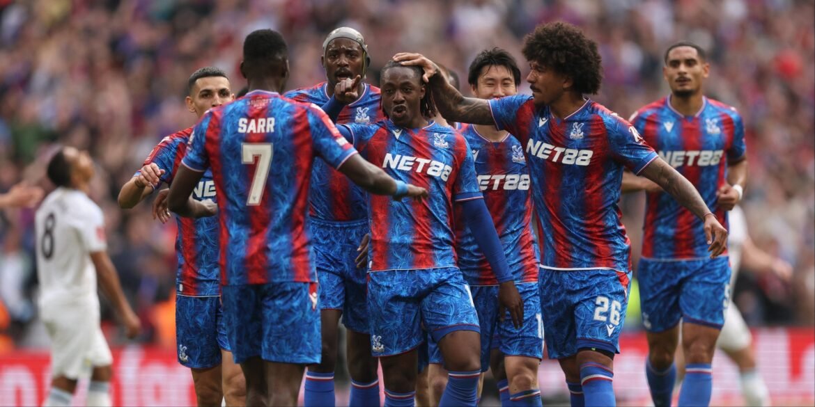 Tottenham considera alternativa a Eze em estrela da Serie A que Levy já tentou contratar