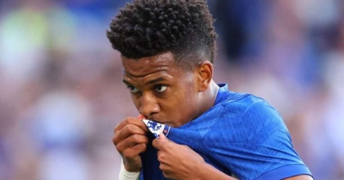 Três jovens brasileiros se destacam entre os melhores atletas sub-20 do mundo; confira a lista completa.