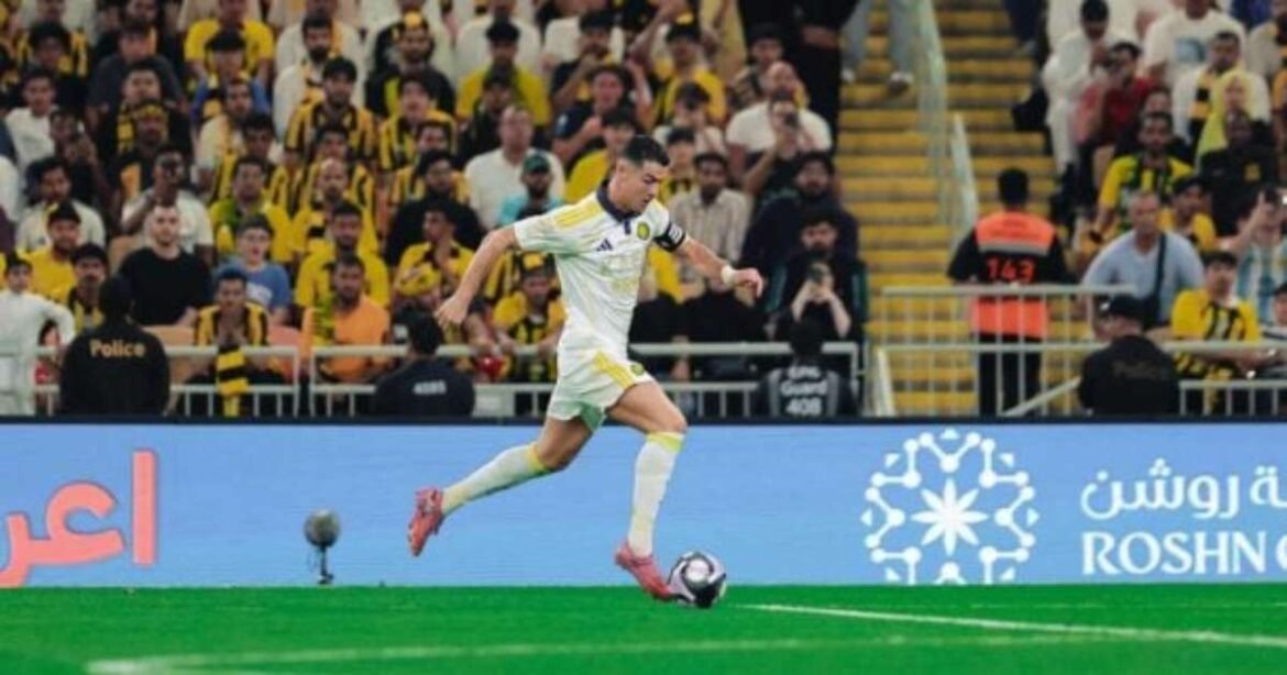 Cristiano Ronaldo brilha e Al-Nassr conquista vitória no clássico contra o Al-Ittihad