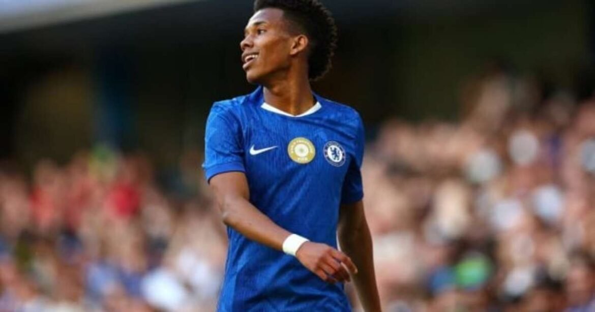 Estêvão fica de fora das convocações do Chelsea e gera surpresa