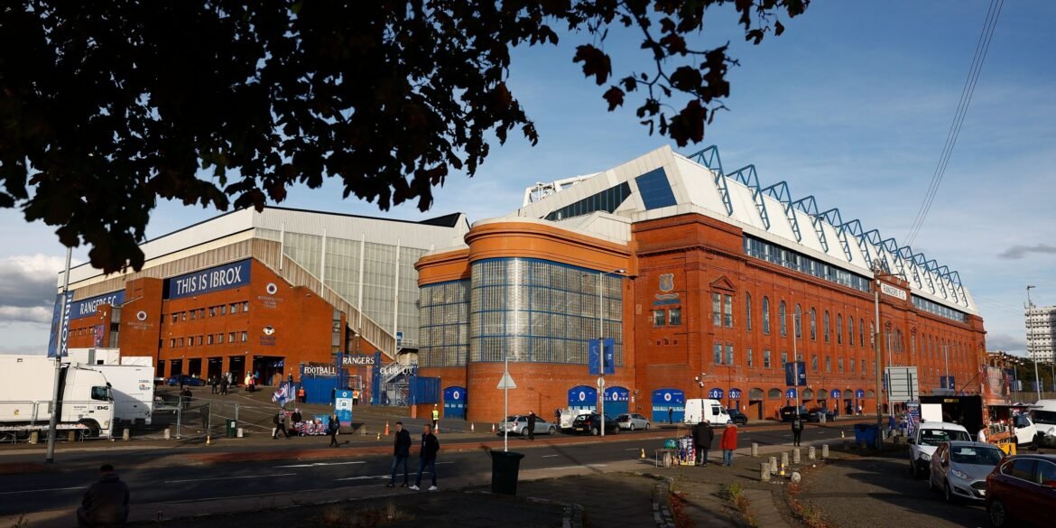 Ferguson Surpreso com Negócio Inusitado que Thelwell Realizou no Rangers