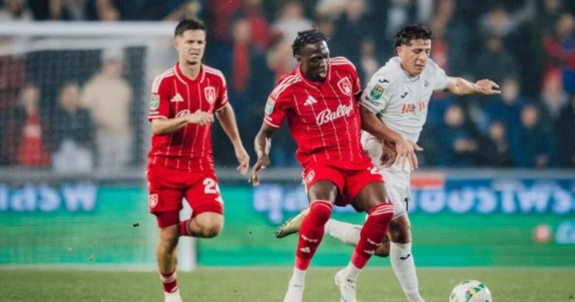 Igor Jesus se destaca, mas Nottingham é superado e é eliminado da Copa da Liga