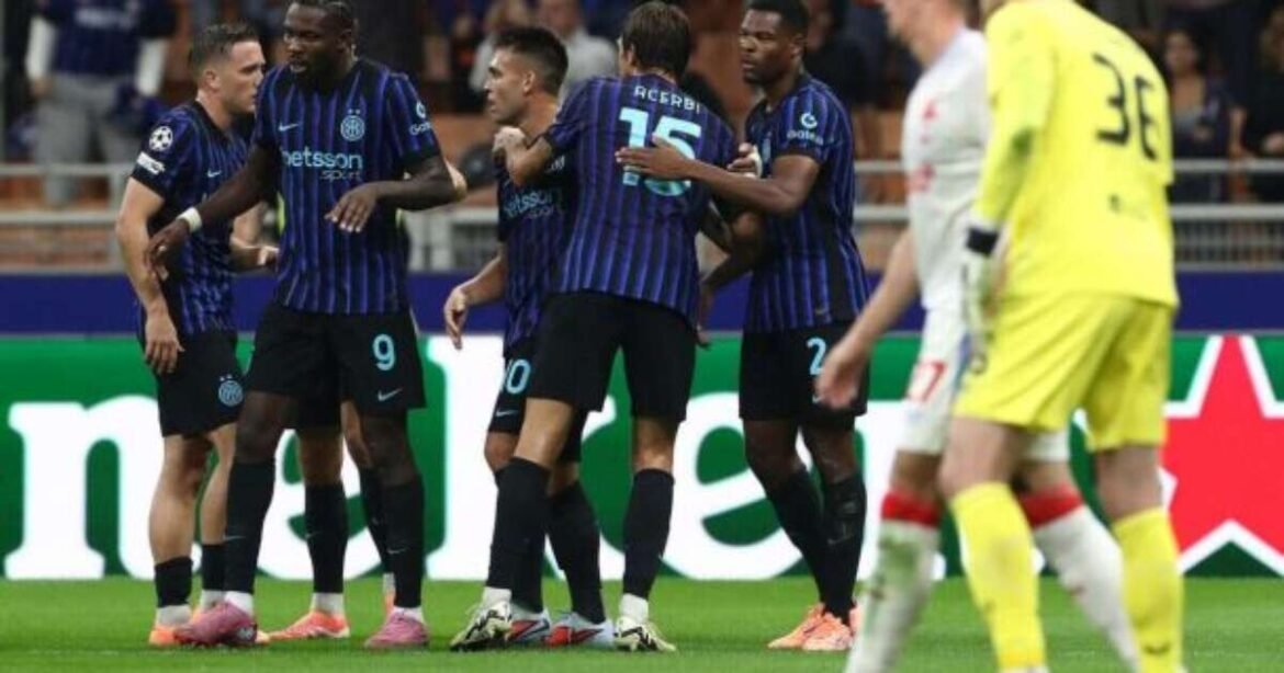 Inter de Milão derrota Slavia Praga e continua invicto na Champions League