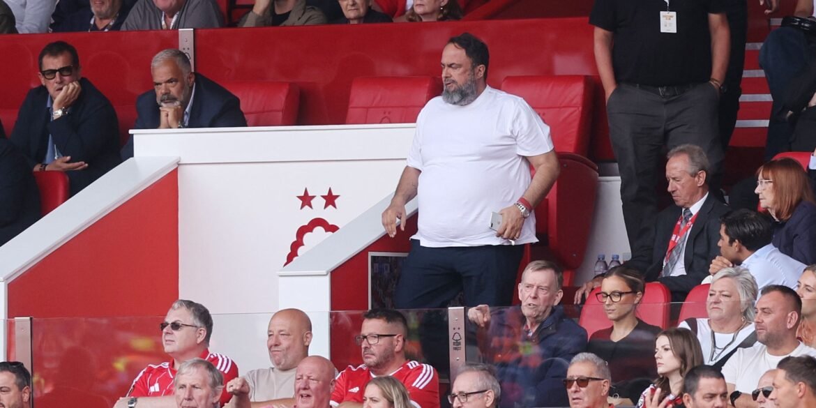 Jogador do Nottingham Forest deseja deixar o clube, mas obstáculos financeiros impedem transferência dos sonhos