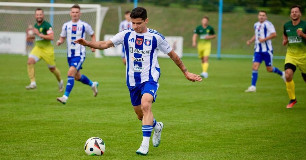 Lucas Giovani se destaca no Olimpia Zambrów e busca conquistar o título na Polônia