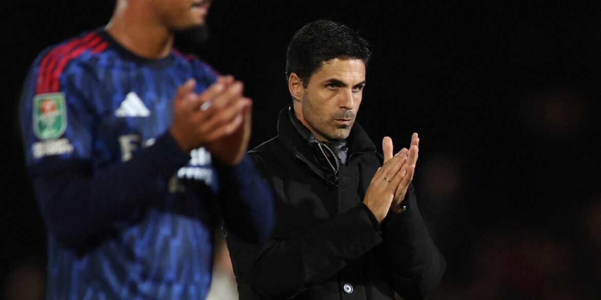 Mikel Arteta empolgado com o futuro promissor de estrela versátil