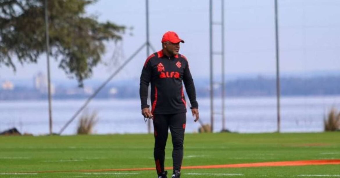Roger assegura foco na melhoria da defesa do Internacional