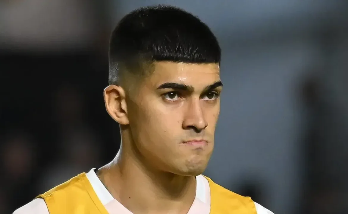 Adonis Frías comete erro e Santos sofre gol rápido do Botafogo em apenas 22 segundos