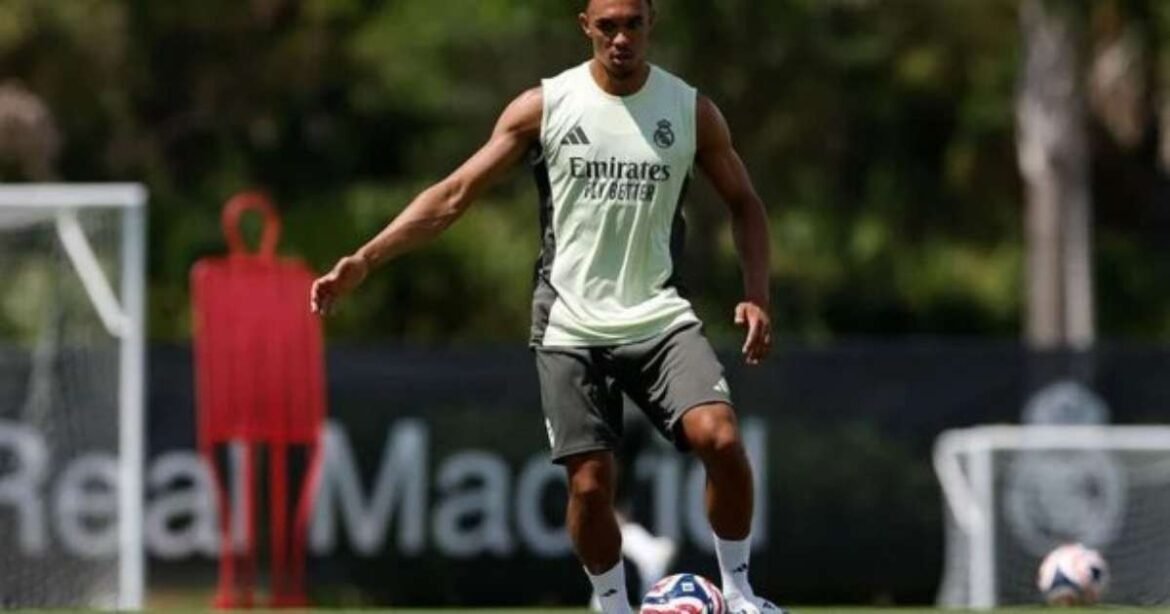 Arnold, do Real Madrid, se recupera e pode ser convocado para o confronto contra a Juventus