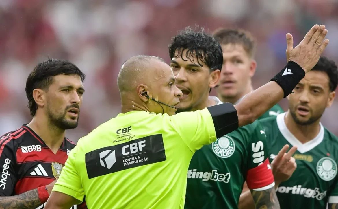 CBF Rejeita Acusações de Gómez Sobre Wilton Pereira Sampaio Após Jogo Flamengo x Palmeiras