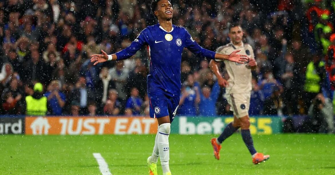 Desempenho de Estêvão Destaca-se na Vitória do Chelsea na Liga dos Campeões