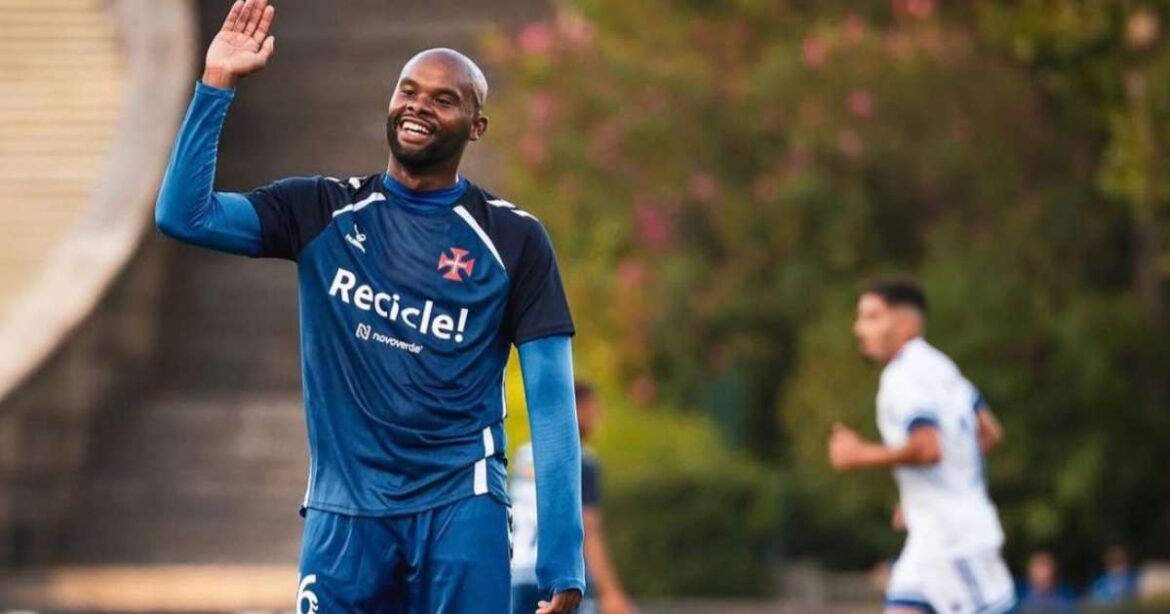 Eduardo Love se destaca rapidamente no Belenenses com gols e autoconfiança