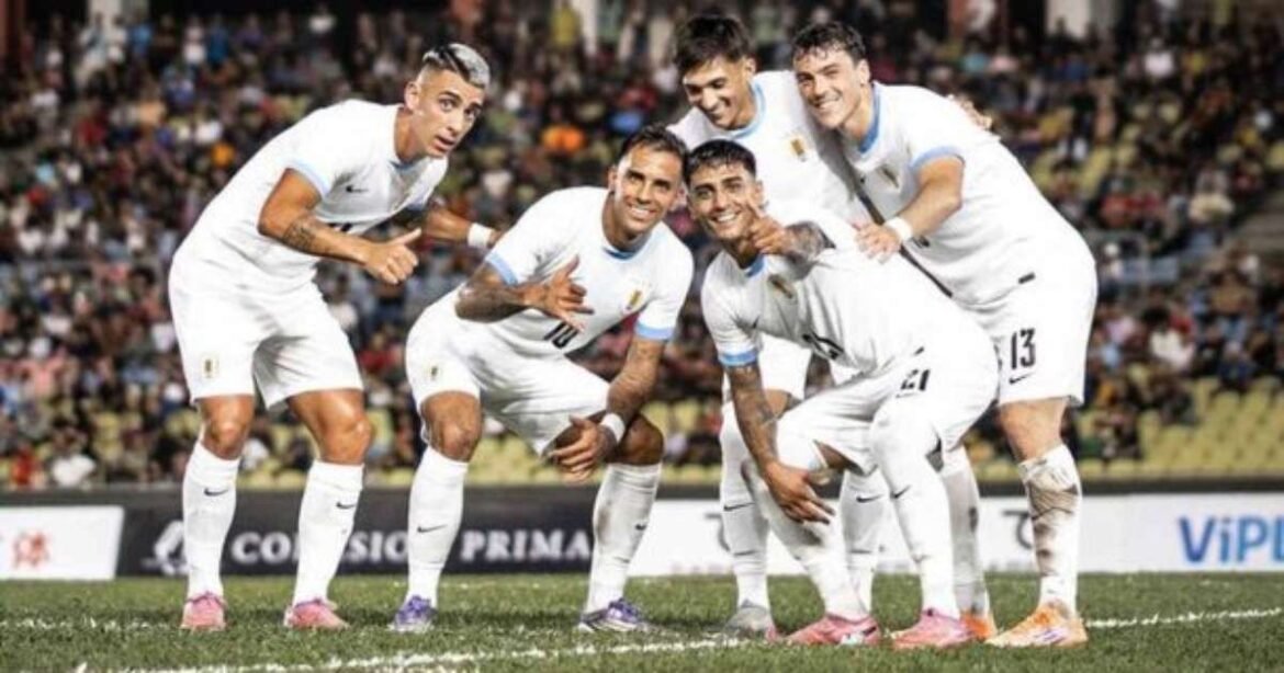 Facundo Torres brilha e Uruguai conquista vitória sobre Uzbequistão em amistoso