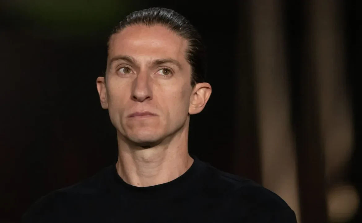 Filipe Luís, do Flamengo, comenta partida contra o Botafogo