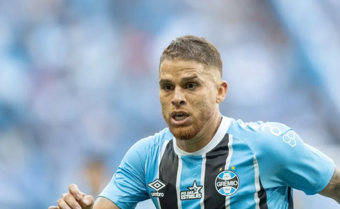 Gustavo Cuéllar será escalado como titular do Grêmio no confronto contra o São Paulo