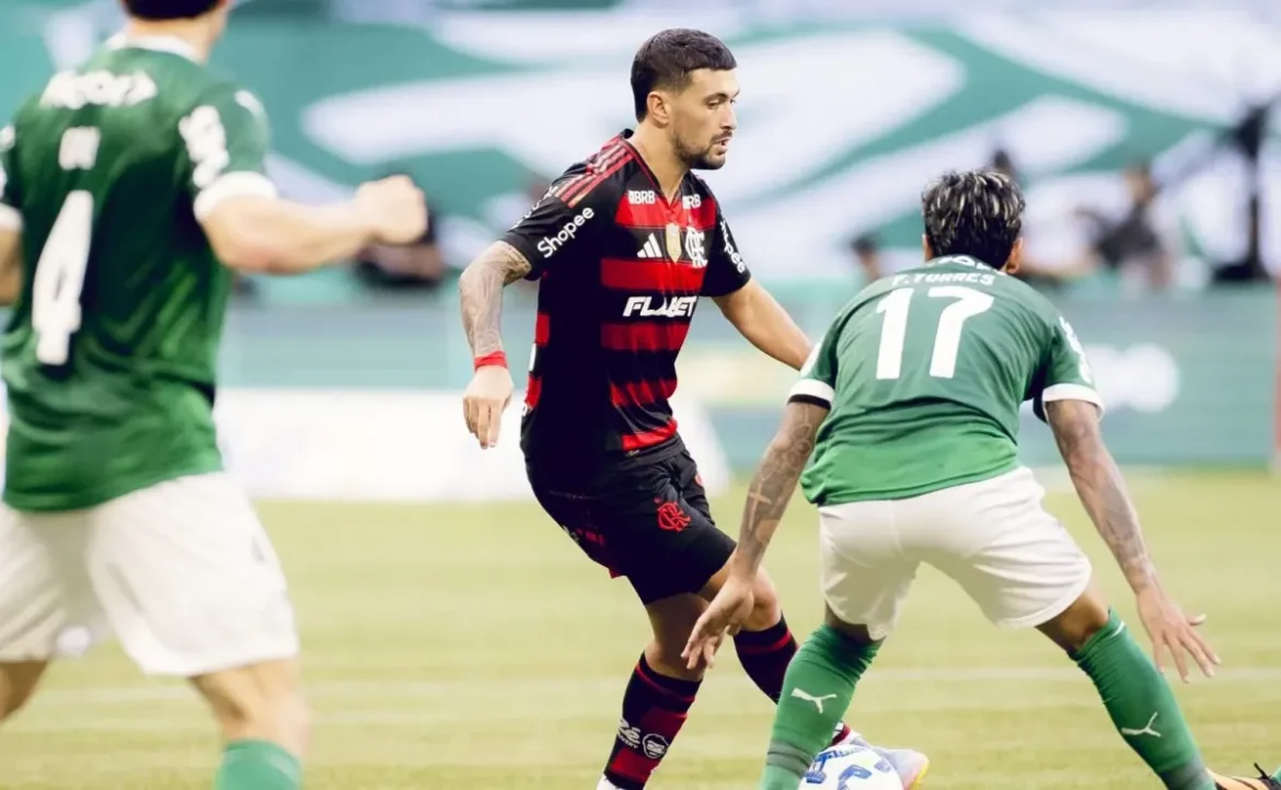 Imprensa revela favorito para o confronto entre Flamengo e Palmeiras