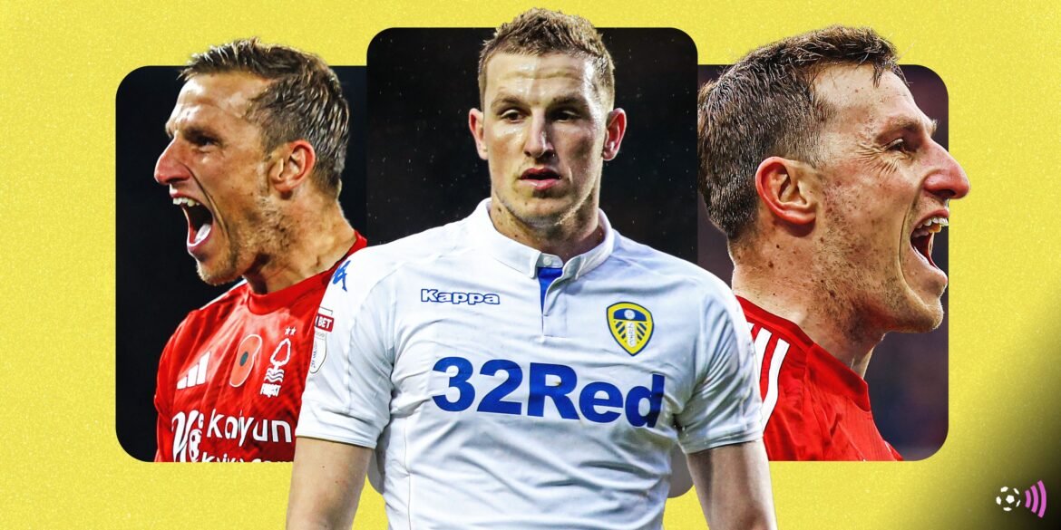 Leeds considera reintegrar Chris Wood em janeiro diante da incerteza sobre seu futuro no Nottingham Forest