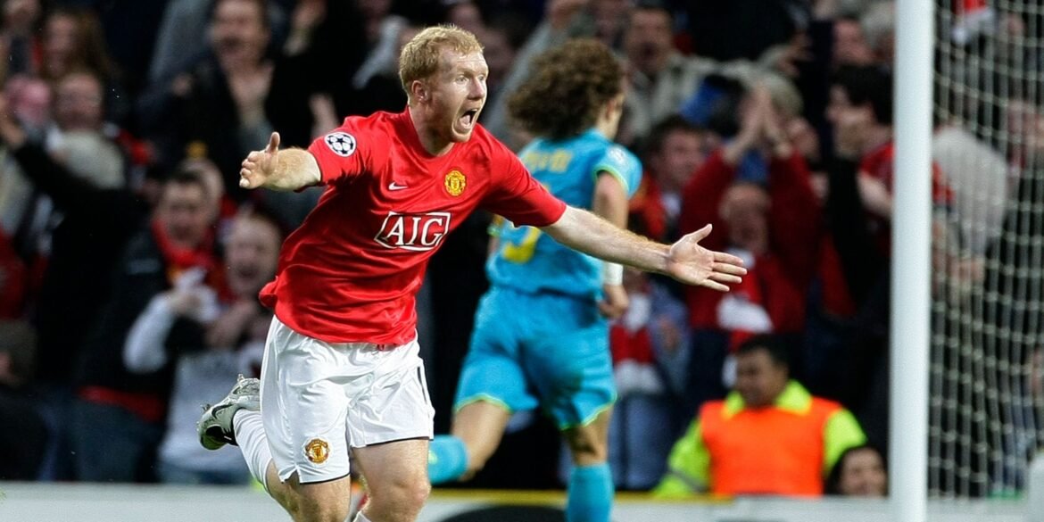 Man Utd tinha o 'próximo Scholes' em Carrington, mas Ten Hag decidiu liberá-lo