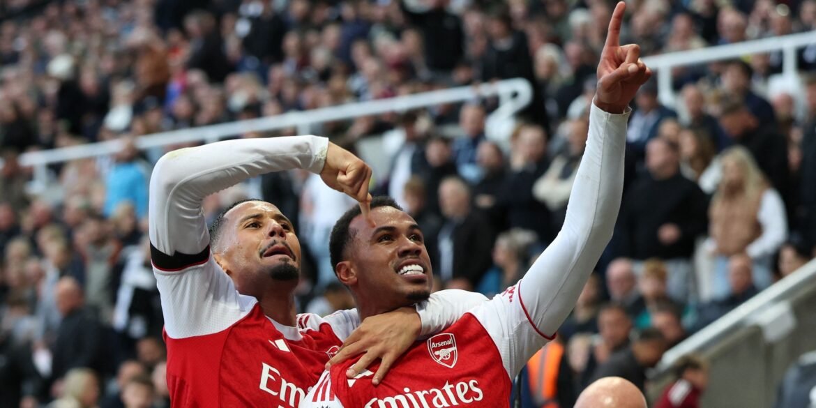 Manchester United se prepara para proposta por Gabriel e Saliba, 'híbridos' solicitados por Amorim