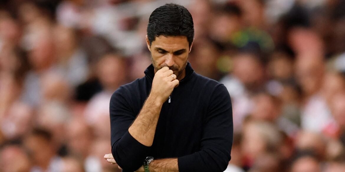 Mikel Arteta recebe prazo de recuperação para jogador do Arsenal após lesão.