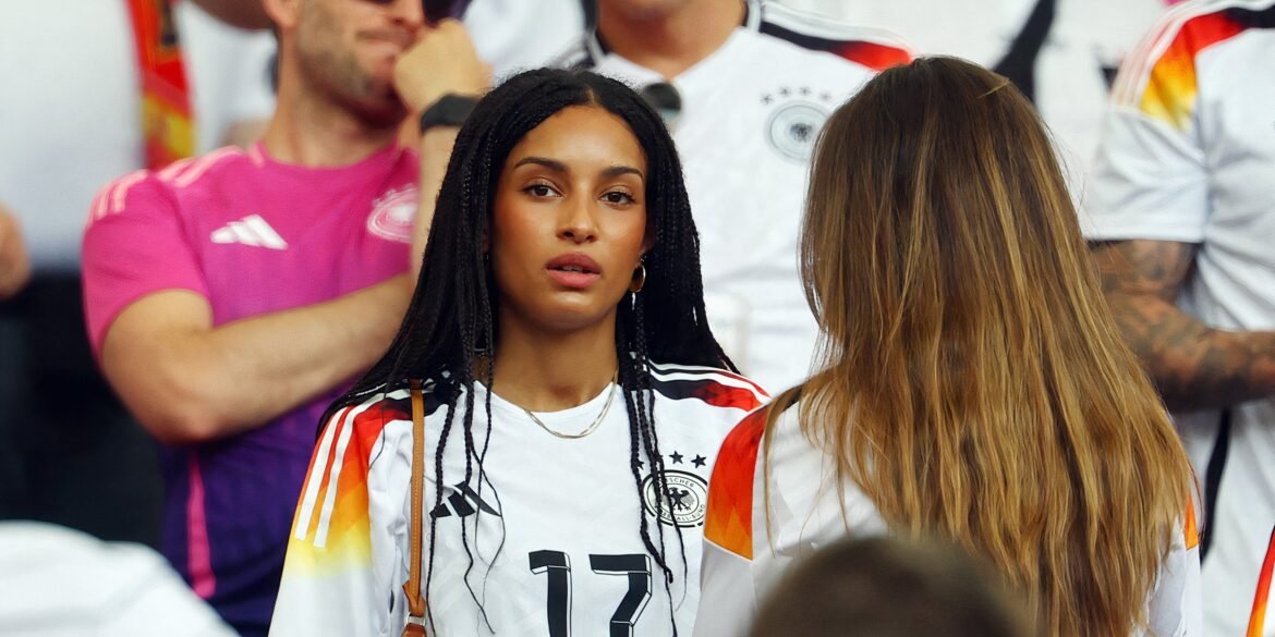 Namorada da estrela do Liverpool, Florian Wirtz, é fenômeno no TikTok com milhares de seguidores