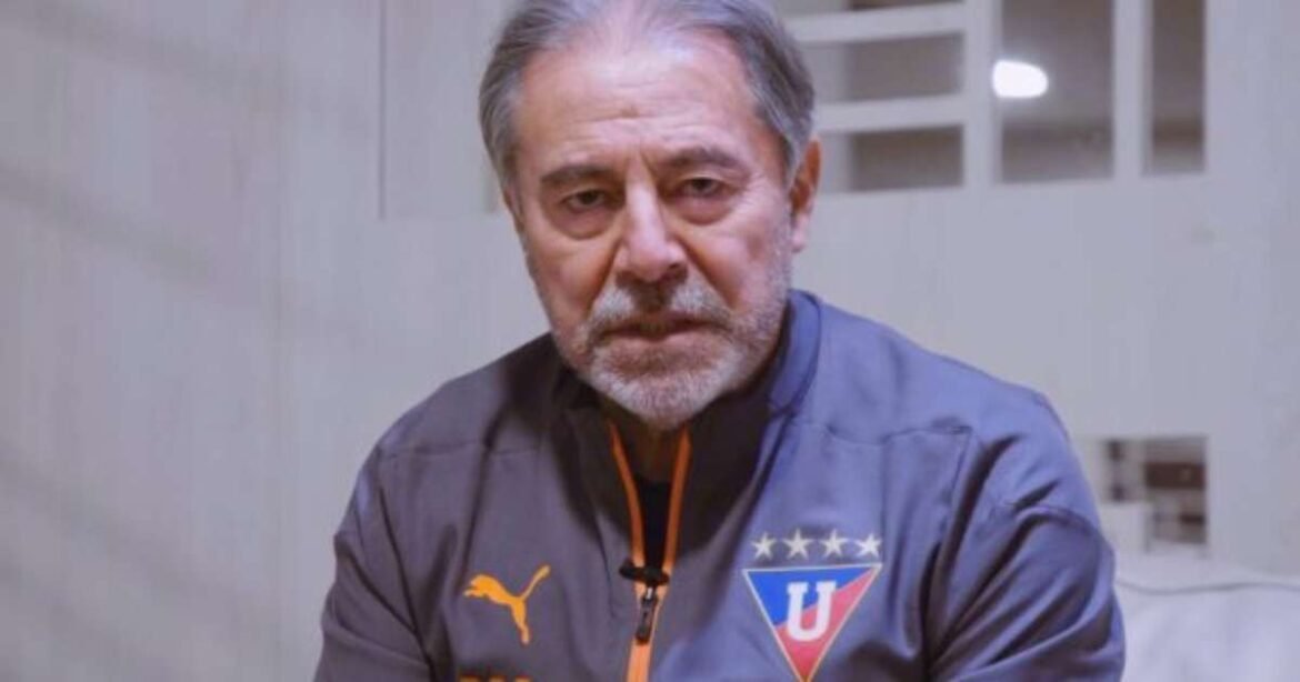 Presidente da LDU planeja "estratégia duradoura" com Tiago Nunes
