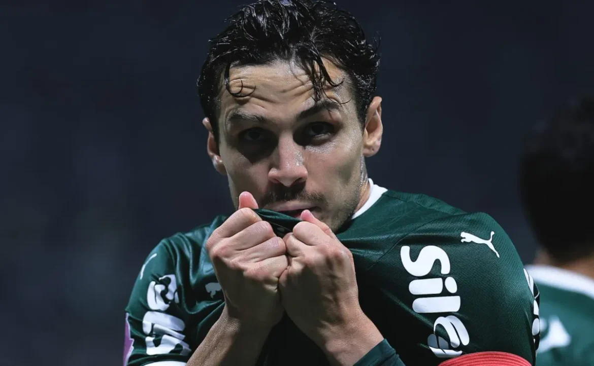 Raphael Veiga brilha na vitória expressiva do Palmeiras contra o Juventude