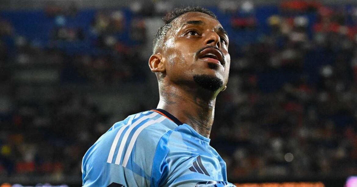 Raul Gustavo supera desafios emocionais, valoriza a psicologia e se destaca em Nova York