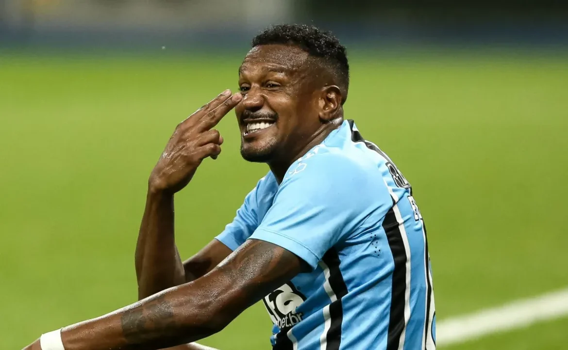 André Henrique brilha com gol e se destaca em derrota do Grêmio; veja os detalhes: