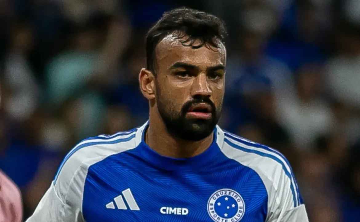 Árbitro tomou a decisão correta ao não expulsar Fabrício Bruno no confronto entre Cruzeiro e Corinthians