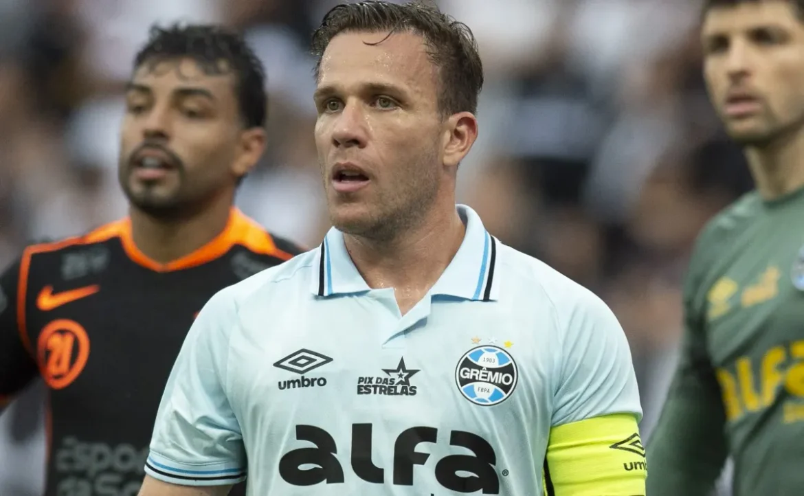 Arthur e João Lucas em Fortaleza: A Grande Confronto contra o Grêmio