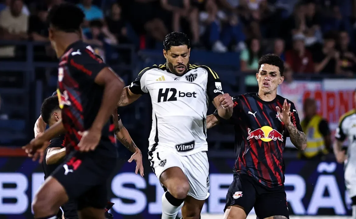 Atlético-MG é derrotado pelo Bragantino e pressão na Sul-Americana aumenta