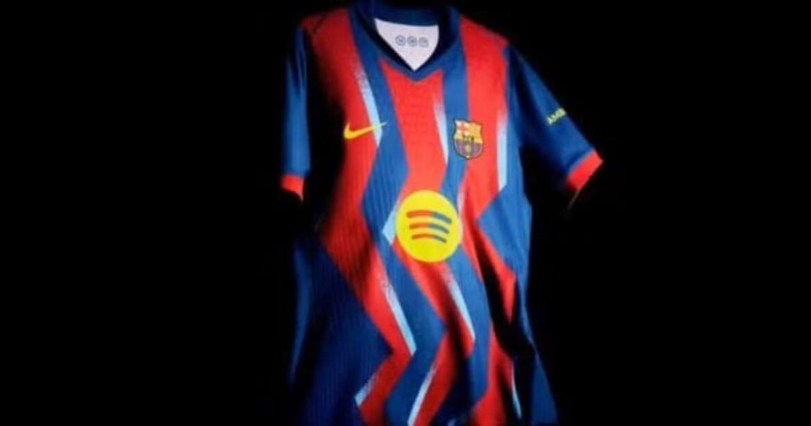 Barcelona apresenta nova camisa em homenagem à icônica performance de Ronaldinho